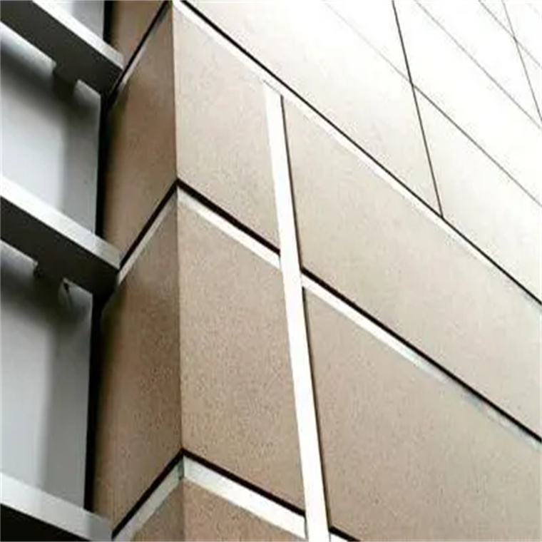 成都金属保温装饰一体板